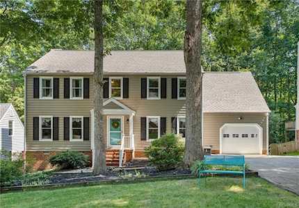 5321 Chestnut Bluff Terrace Midlothian, VA 23112