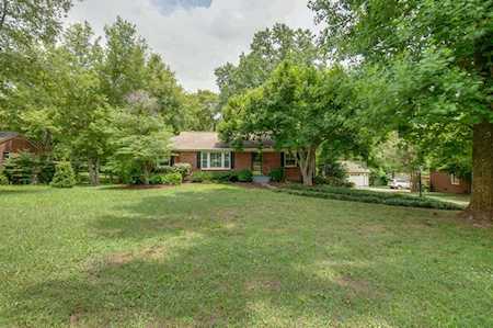 4940 Stillwood Dr Nashville, TN 37220