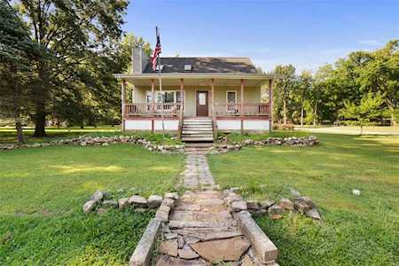 1325 2nd St Portage Des Sioux, MO 63373