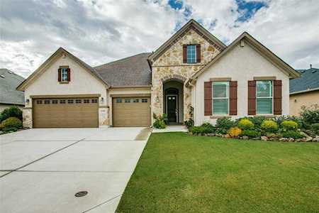 9709 Stonewood Drive Denton, TX 76207