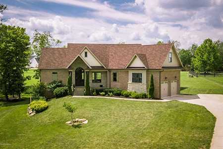 164 Persimmon Ridge Dr Louisville, KY 40245
