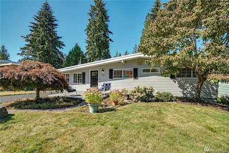 1211 147th Ave SE Bellevue, WA 98007