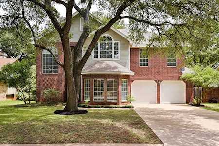 2003 Oakview DR Round Rock, TX 78681