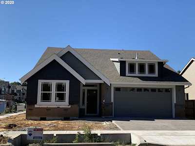 19561 Orchard Grove Dr Oregon City, OR 97045