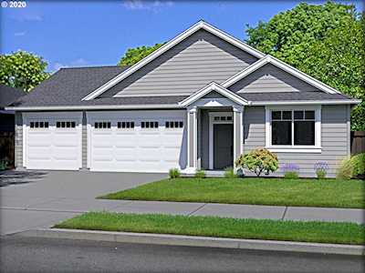 1735 N Broadway St #177 Estacada, OR 97023