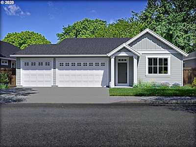 1757 N Broadway St #175 Estacada, OR 97023