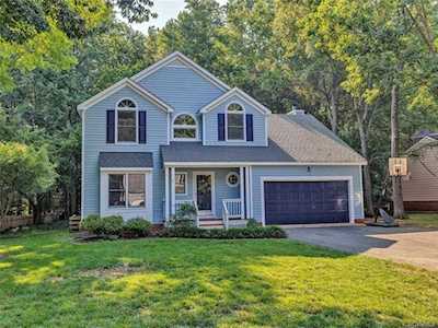 5519 Windy Ridge Dr Midlothian, VA 23112