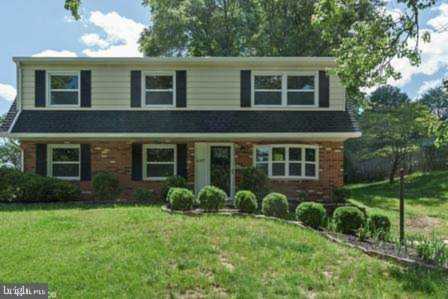 16407 Village Dr W Upper Marlboro, MD 20772