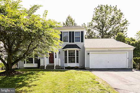 14104 Pleasant View Dr Bowie, MD 20720