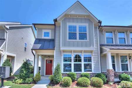 965 Ambergate Station Apex, NC 27502