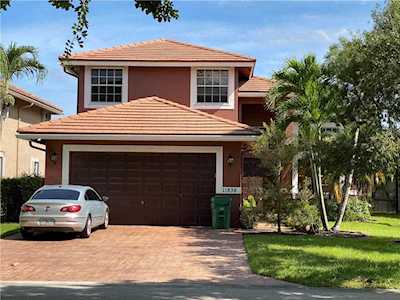 11838 Highland Pl Coral Springs, FL 33071