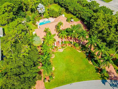 5670 W Leitner Dr Coral Springs, FL 33067