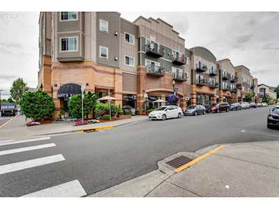 15325 NW Central Dr #205 Portland, OR 97229