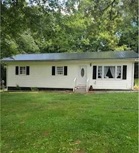 244 Apollo Dr Bumpus Mills, TN 37028