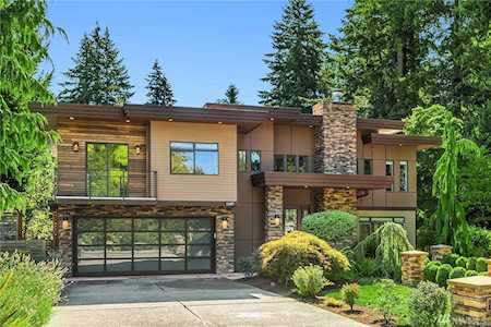 11407 NE 103rd St Kirkland, WA 98033
