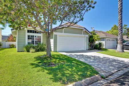 1656 Hill Top Ln Encinitas, CA 92024