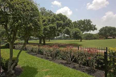12 Crestwood Circle Sugar Land, TX 77478