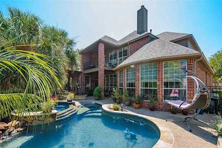 8331 Thatcher Road Lantana, TX 76226