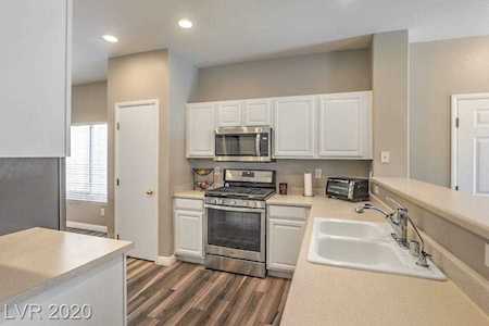 6441 Stone Dry Ave #103 Henderson, NV 89011