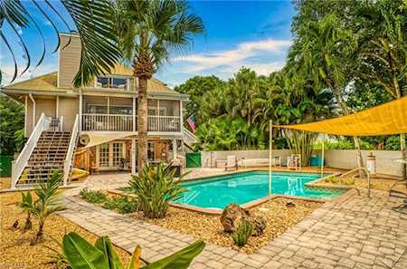 1410 Sand Castle Rd Sanibel, FL 33957