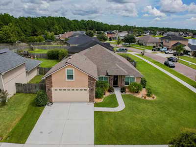 2670 Royal Pointe Dr Green Cove Springs, FL 32043