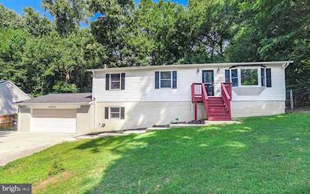 35866 Army Navy Dr Mechanicsville, MD 20659