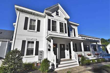 176 Elm Street #3 Amesbury, MA 01913