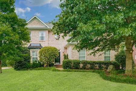 6621 Christiansted Ln Nashville, TN 37211
