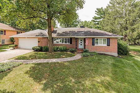 221 Cherrywood Drive Fort Mitchell, KY 41011