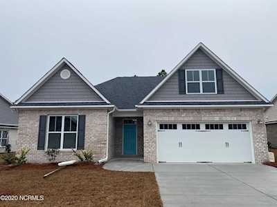 221 Emberwood Drive Winnabow, NC 28479