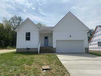 1108 Jonathan Ln Springfield, TN 37172