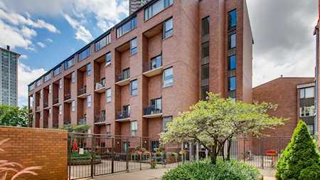 3700 N Lake Shore Dr #313 Chicago, IL 60613