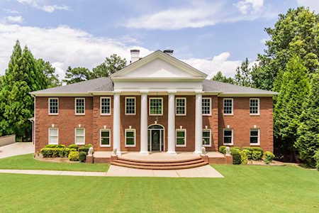 275 Plantation Way Roswell, GA 30075