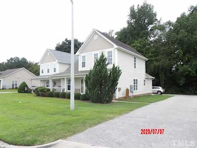 181 Moss Creek Drive Clayton, NC 27520