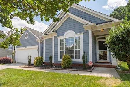 8908 Raven Park Dr Charlotte, NC 28216