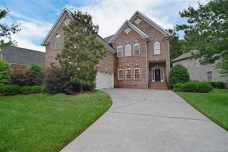 11670 James Richard Dr Charlotte, NC 28277