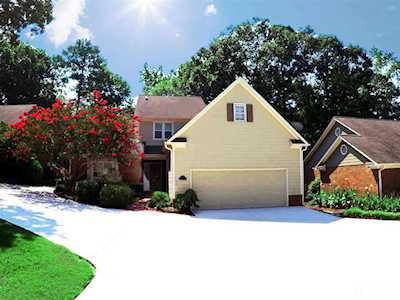 110 Prestwick Place Cary, NC 27511
