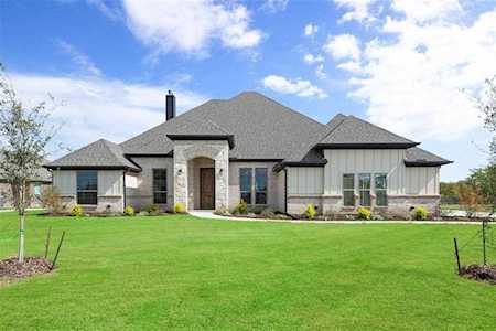 1446 Oliver Creek Lane Justin, TX 76247