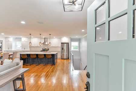 7400 Boxwood Ct Louisville, KY 40222