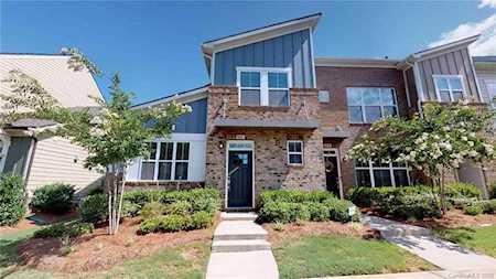 1616 Pat Garrett St Charlotte, NC 28206