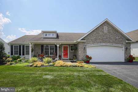 981 Cambridge Dr Manheim, PA 17545