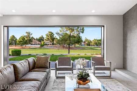 48 Innisbrook Ave Las Vegas, NV 89113