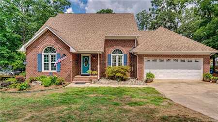 1306 Hawthorne Dr Indian Trail, NC 28079