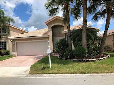 11939 NW 55th St Coral Springs, FL 33076
