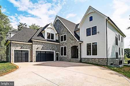 1241 Kurtz Rd Mclean, VA 22101
