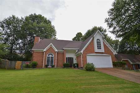 2058 Kings Cross Ln Memphis, TN 38016