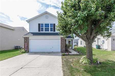 10523 Wintergreen Way Indianapolis, IN 46234