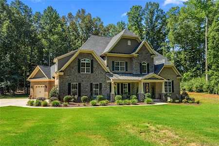 518 May Green Dr Lake Wylie, SC 29710