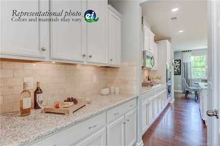 926 Claires Creek Ln Davidson, NC 28036
