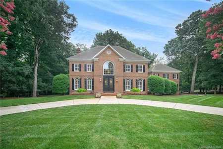 4131 Old Course Dr Charlotte, NC 28277